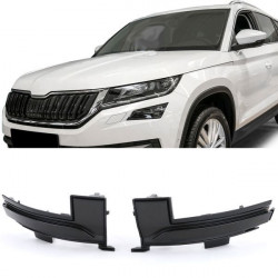 RACES мигачи за огледала на Skoda Kodiaq 16- Karoq 17, черно-опушен