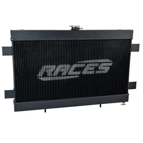Радиатори RACES Универсален воден радиатор - 750×510×63mm - Черен | race-shop.bg